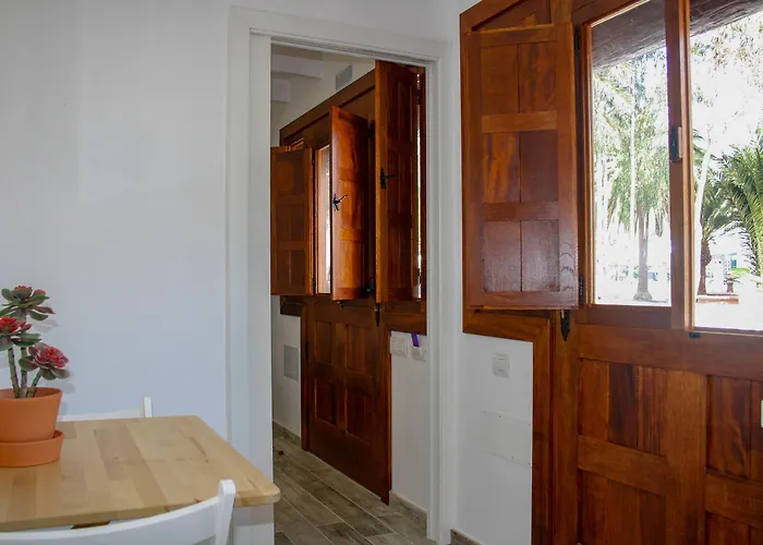 Aparthotel Delmás Emblemático Haría