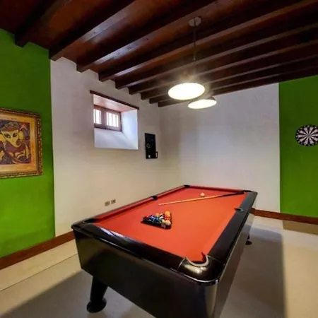 Aparthotel Delmas Emblematico Haria
