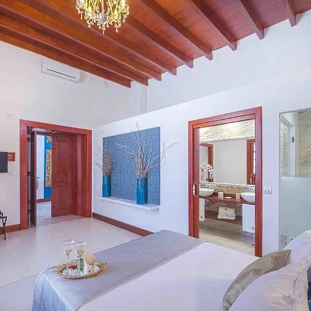 Aparthotel Delmas Emblematico Haria