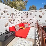 Delmás Emblemático Apartahotel Haría